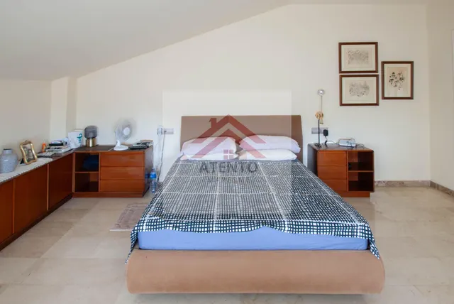 CASA EN VENTA EN TEIÀ — 24