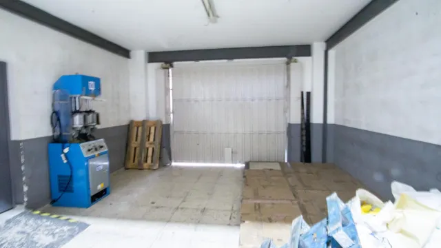 Nave para fabricacion de calzado totalmente equipada lista para trabajar. — 7