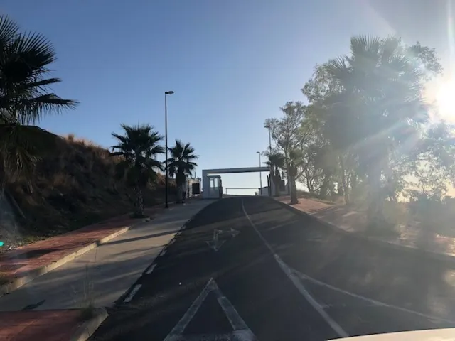 se venden parcelas urbanas en una exclusiva urbanizacion en benalmadena — 2