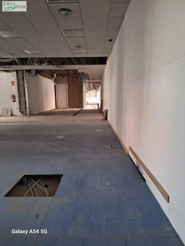 LOCAL COMERCIAL EN ALQUILER Y VENTA EN NAVALCARNERO — 17