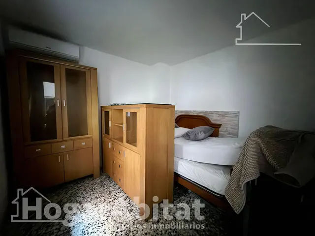 ¡UBICACIÓN IDEAL! BAJO ACOGEDOR Y LUMINOSO CON TERRAZA Y TRASTERO — 20