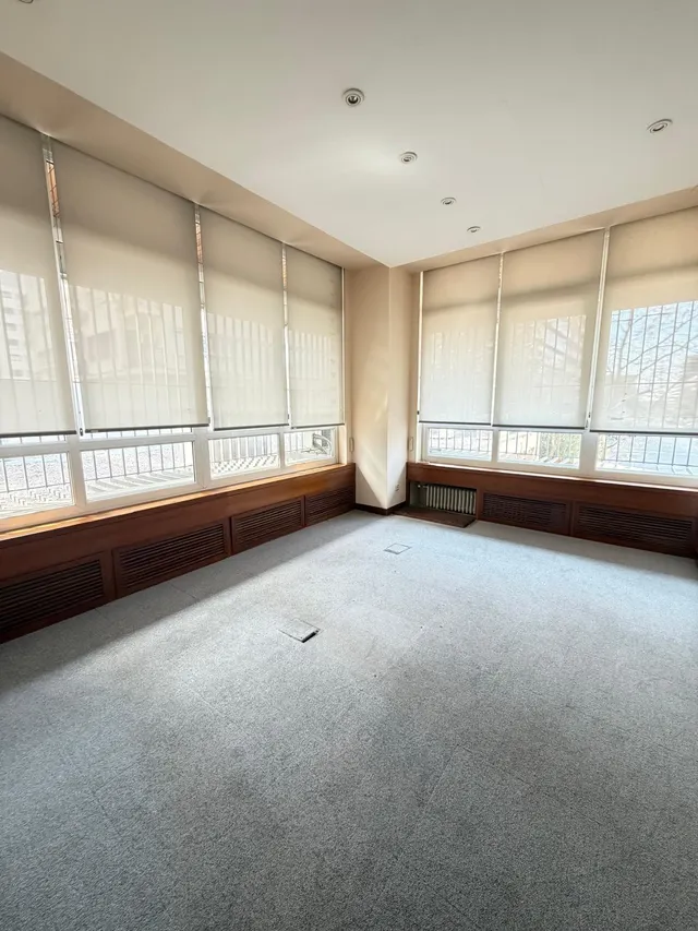 Oficina 6 habitaciones 250m² en alquiler - Cuzco — 22