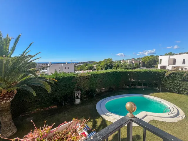 Villa 4 habitaciones 225m² en venta - Sierra cortina - foto 2