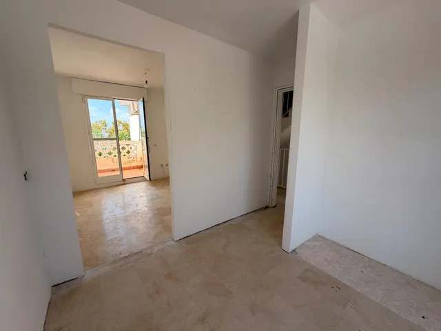 PAREADO EN LA SIERREZUELA , MIJAS - OPORTUNIDAD DE REFORMA — 41