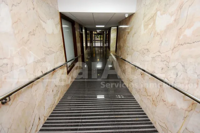 DESPACHO CON 3 ESTANCIAS CERCA DEL PARQUE RIBALTA — 39