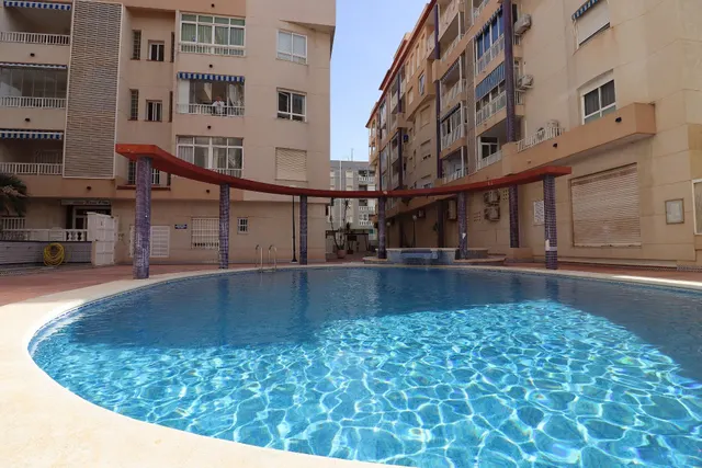 Piso 2 habitaciones 79m² en venta - Pueblo — 17