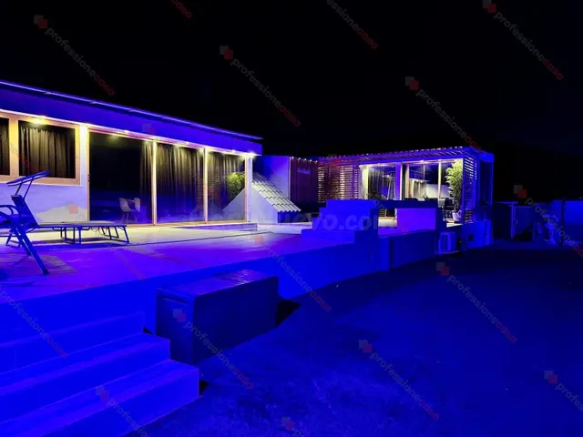 Villa autosuficiente con piscina climatizada y privacidad ab
