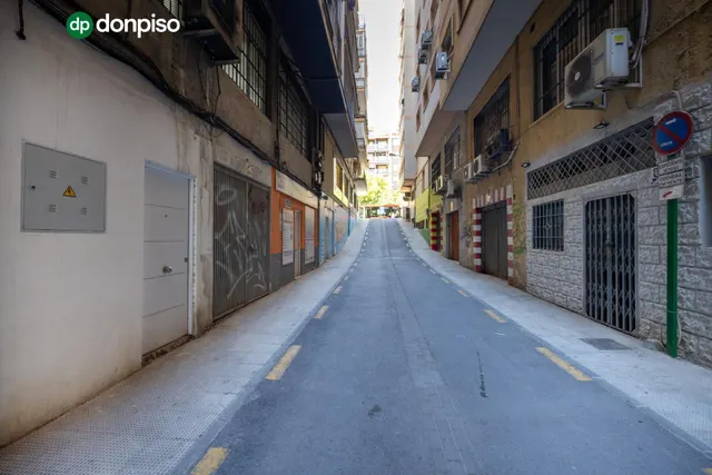 Local comercial 126m² en venta - Ronda - Arabial — 3