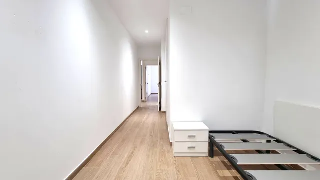 Piso de 2 habitaciones amueblado de alquiler en Reus — 7