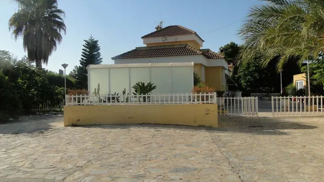 PRECIOSO CHALET DE LUJO CERCANO A ELCHE — 23
