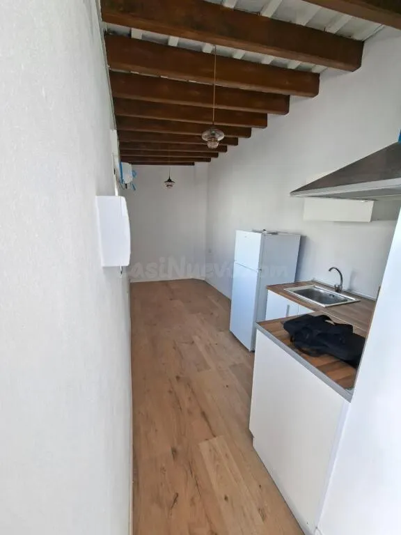 Estudio completamente reformado en el corazón de Sevilla!!! — 12