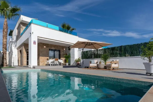 MAGNIFICA VILLA CON PISCINA PROPIA, IDEAL PARA FAMILIAS - foto 2