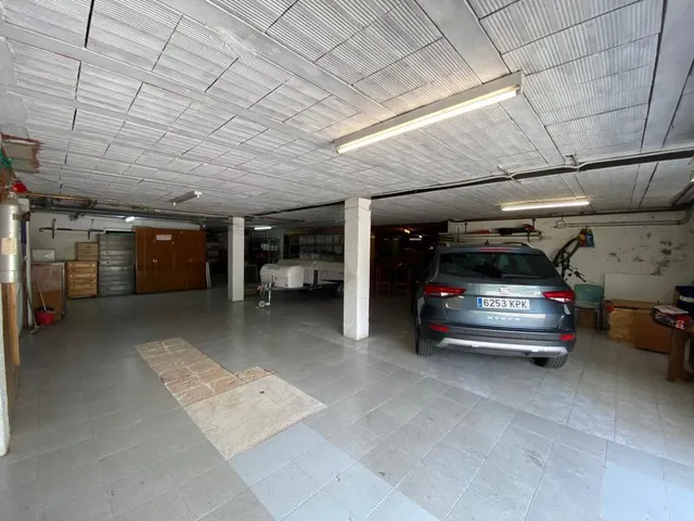 Terreno + Masía en venta en Bellaterra — 3