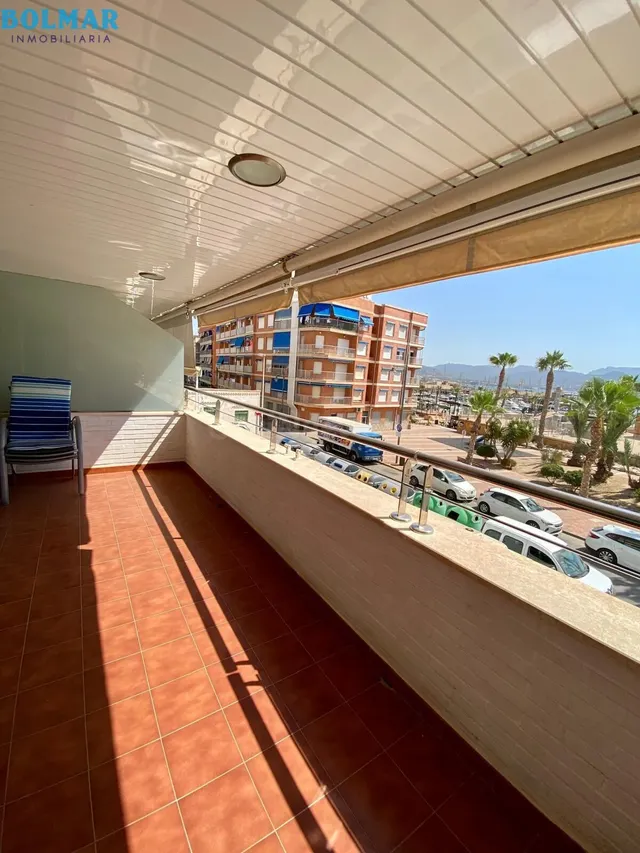 ¡Piso de Lujo en Primera Línea de Playa! — 4