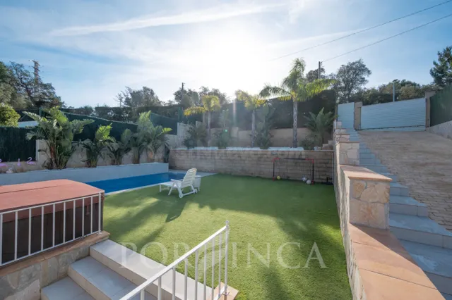 Villa con piscina, jacuzzi y licencia turística cerca de Cal - foto 5