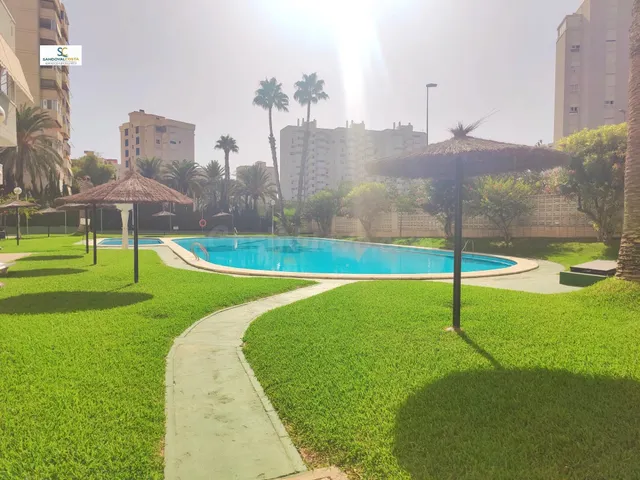 FANTÁSTICO PISO EN VENTA EN LA ZONA CABO HUERTAS DE LA PLAYA