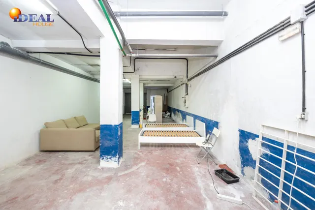 Local comercial 126m² en venta - Ronda - Arabial — 11