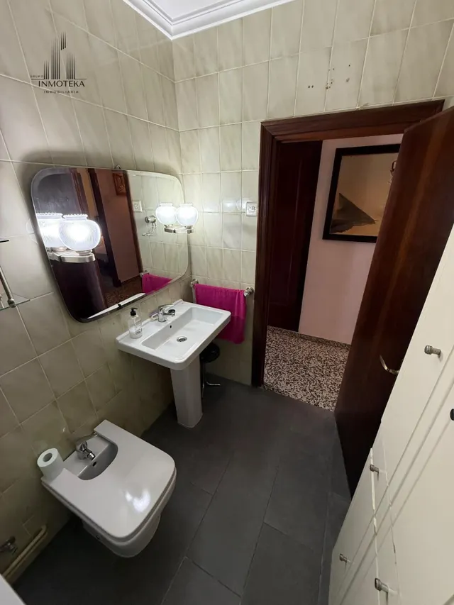 Ref: c139 grupo inmoteka inmobiliaria vende en exclusiva pisazo en zona centro/rosario — 18