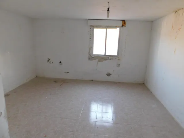 Casa independiente con parcela de 500m en calle Tejoneras Carranque. FINANCIACION 100% — 18