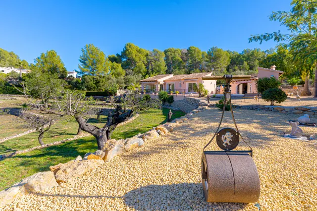 Finca Valleverde. Encantadora villa de una sola planta en venta en Llíber con una gran parcela. — 2