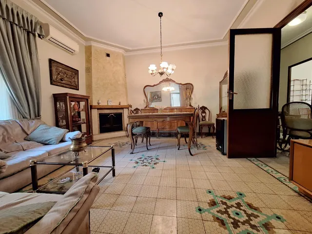 ✨Casa de estilo modernista con jardín privado y amplio garaje en el centro de Monóvar — 6