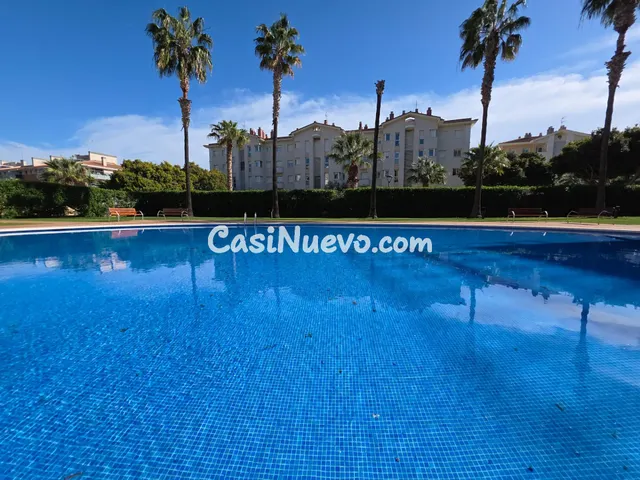 Maravilloso piso con gran terraza y vistas despejadas en Can