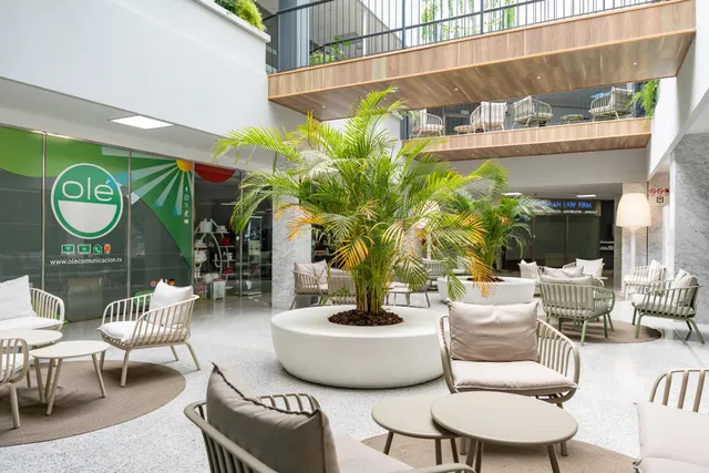 Alquiler de local comercial de 50 m2 en el Edificio Orihuela – Playa Flamenca, Orihuela Costa — 9