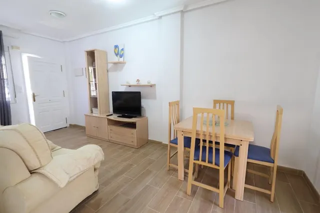 Villamartin, Residencial St James Hills Bungalow en planta baja frente a jardin comunitario — 5