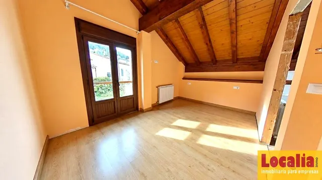 Chalet: amplitud, luz y carácter junto a la costa cántabra — 26