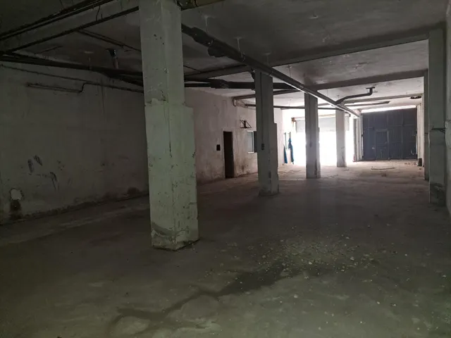 300 METROS CON TECHOS ALTOS — 7