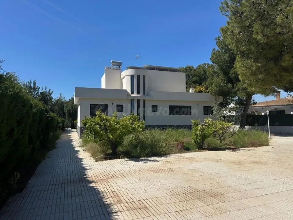 Casa 5 habitaciones 358m² en venta - Los Girasoles