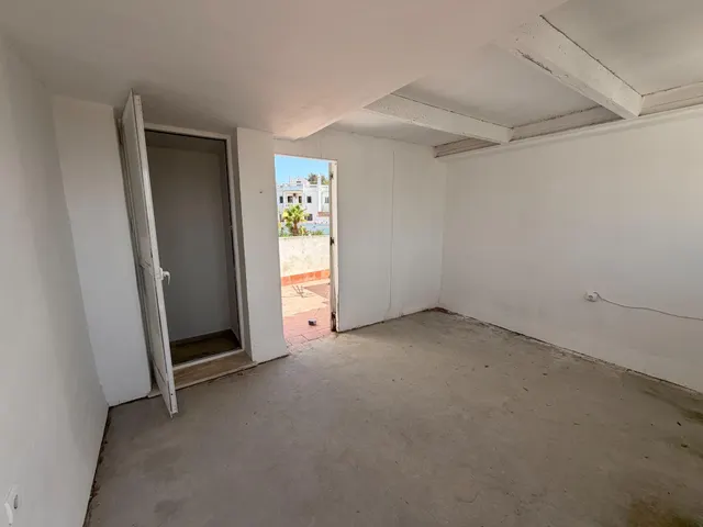 PAREADO EN LA SIERREZUELA , MIJAS - OPORTUNIDAD DE REFORMA — 26