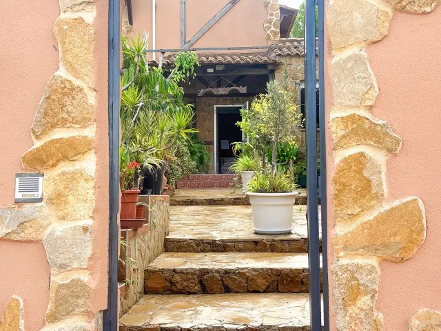 VILLA DE 6 DORMITORIOS Y 4 BAÑOS EN JACARILLA (ALICANTE) - foto 5
