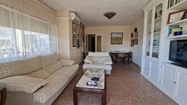 Apartamento en 1ªlínea playa Daimús; un balcón frente al mar - foto 4