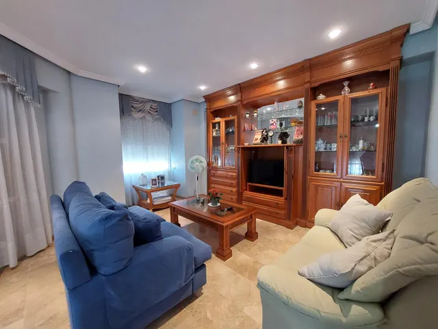 Vivienda Unifamiliar con dos pisos independientes — 35