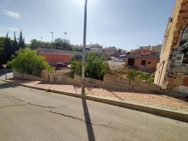 Solar urbano directo en San Miguel — 7