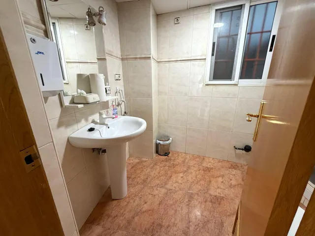 Gran piso de 150 m2 en el centro: ¡Alta rentabilidad para inversión por habitaciones! — 12