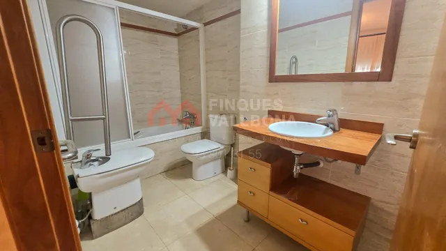 Precioso piso en Capellades con terraza y ascensor — 11