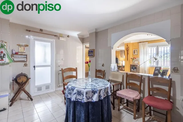 Chalet en Pinos Genil — 12