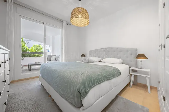 Planta baja 2 habitaciones 90m² en alquiler - Marbella - foto 3