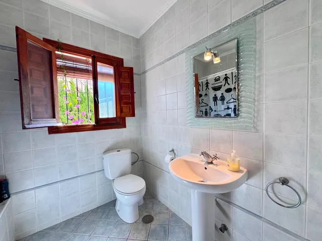 Imponente Chalet en Cabo Roig, Orihuela Costa - ¡Tu hogar ideal frente al mar! — 24
