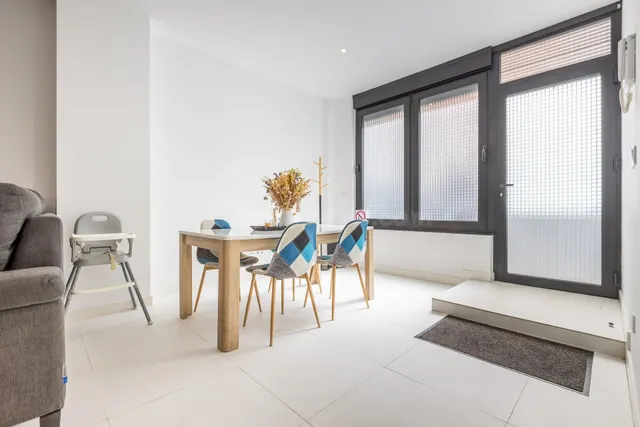 Espectacular bajo vivienda con reforma de diseño en A Coruña - foto 3