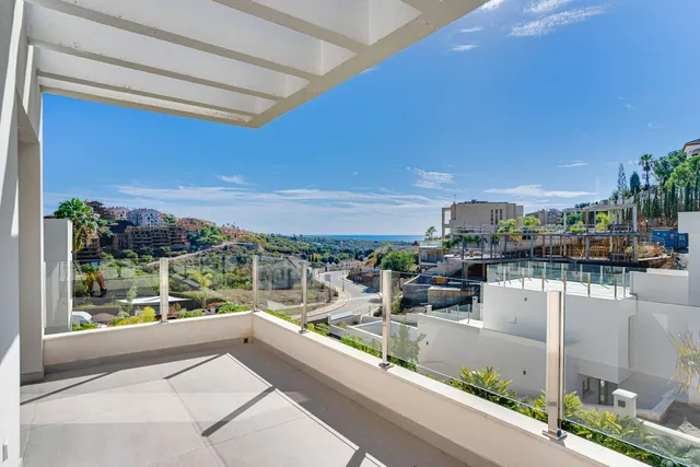 Chalet 4 habitaciones 429m² en venta - Marbella — 28