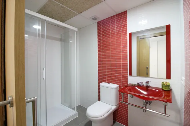 Vivienda en dos alturas con terraza privada y pérgola en Alaquàs — 13