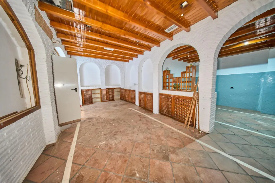 Local-Almacén de 35 m2 junto a Obispo Hurtado
