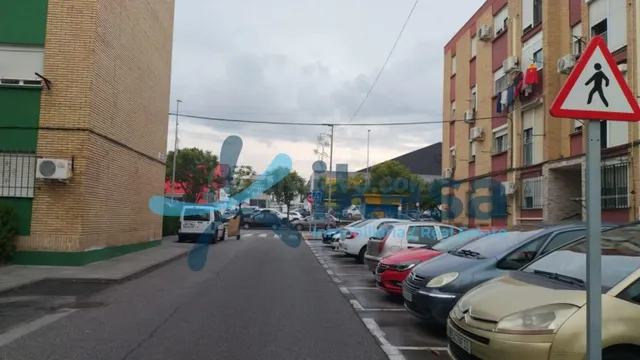 Venta de Piso sin posesión en Castilleja de la Cuesta - Sevi - foto 4