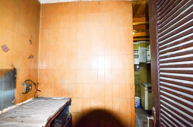 Urbis te ofrece un local comercial en venta en zona Centro, Salamanca. — 26