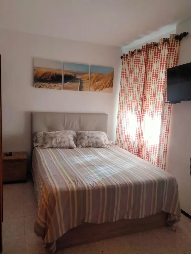 Alquiler Amplio y Luminoso Piso en Santa Pola - Zona Santiago Bernabeu (ALQUILER DE TEMPORADA) — 21