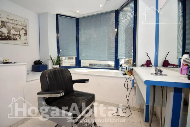 Amplia casa con terraza y muchas posibilidades en casco histórico — 26