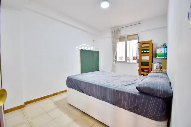 ZONA CENTRO- Junto Plaza Mayor. 3 habitaciones con terraza. 1º planta sin ascensor. — 17